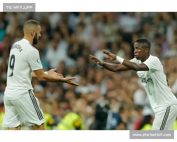 探索英超直播的最佳观看技巧享受足球盛宴的独特体验方法 探索英超直播的最佳观看技巧享受足球盛宴的独特体验方法