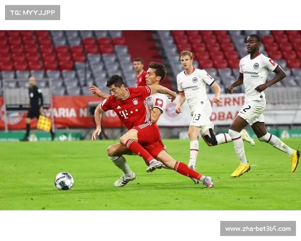 法媒曝巴黎欲引德里赫特 拜仁坚决拒绝出售 法媒曝巴黎欲引德里赫特 拜仁坚决拒绝出售