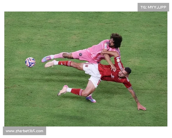 世俱杯首战0比0平引发争议 迈阿密国际与开罗国民战术博弈分析 世俱杯首战0比0平引发争议 迈阿密国际与开罗国民战术博弈分析