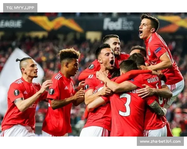 拜仁以10球狂胜领跑世俱杯C组 本菲卡博卡紧随其后名列二三